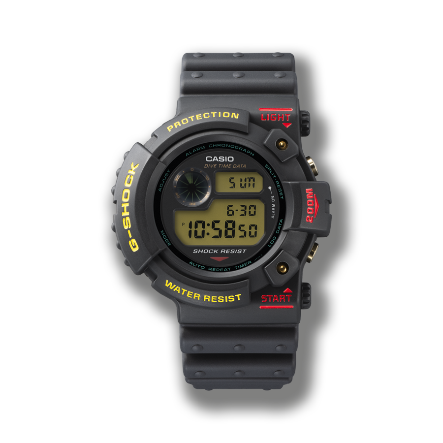 Die Taucheruhr DW-6300 mit asymmetrischer runder Lünette, Resinarmband und roten und gelben Schriftzügen auf dem Gehäuse.