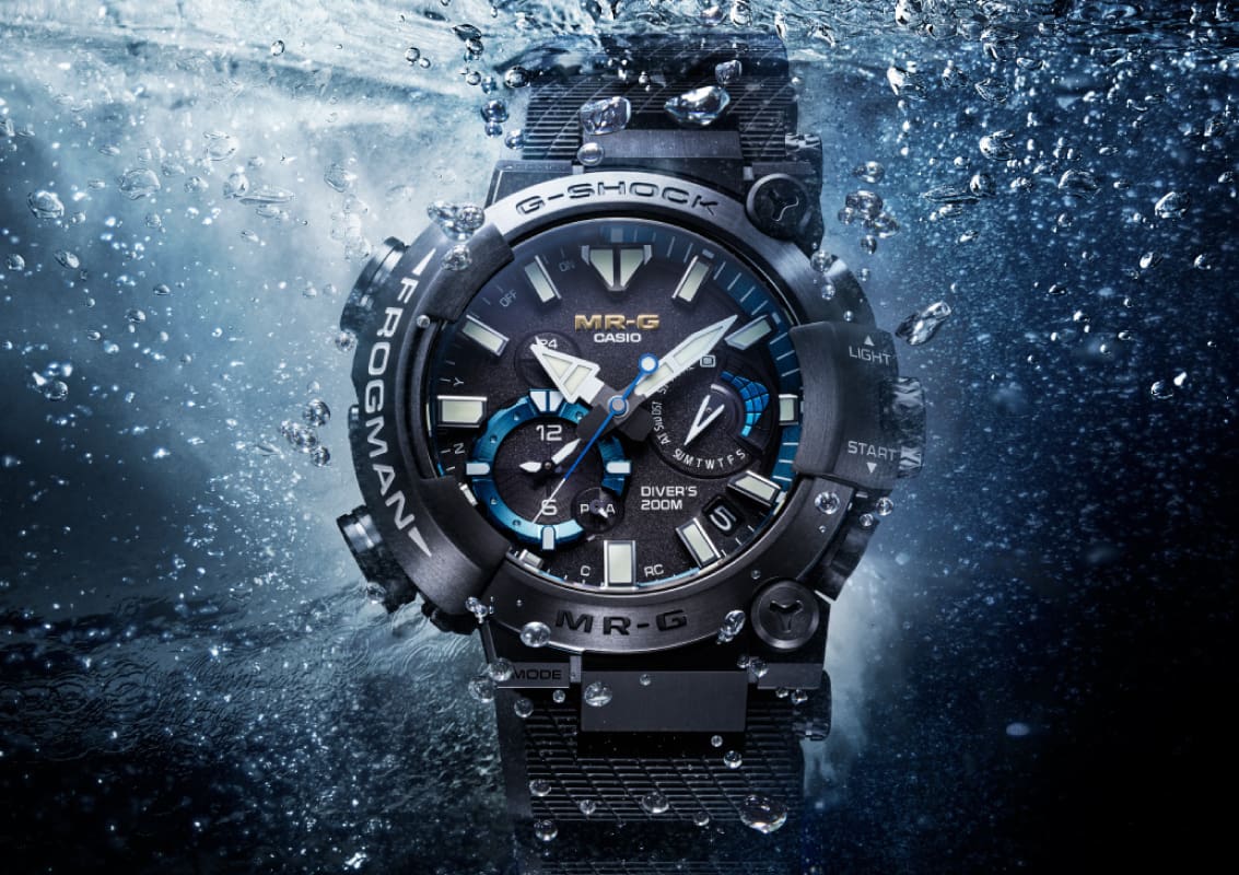 Die G-SHOCK Uhr "Frogman MRG-BF1000R" tief unter Wasser