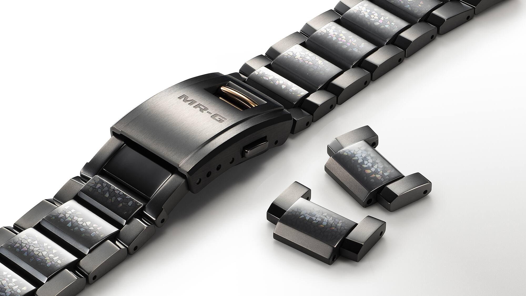 Aogai Band, inspiriert vom blauen Muschellack der Schwertscheide