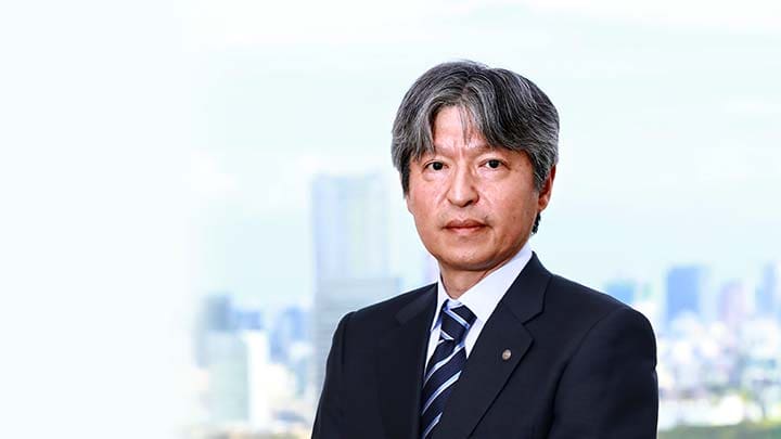 Retrato del actual presidente del Consejo de Administración de CASIO, enlace externo a las noticias 