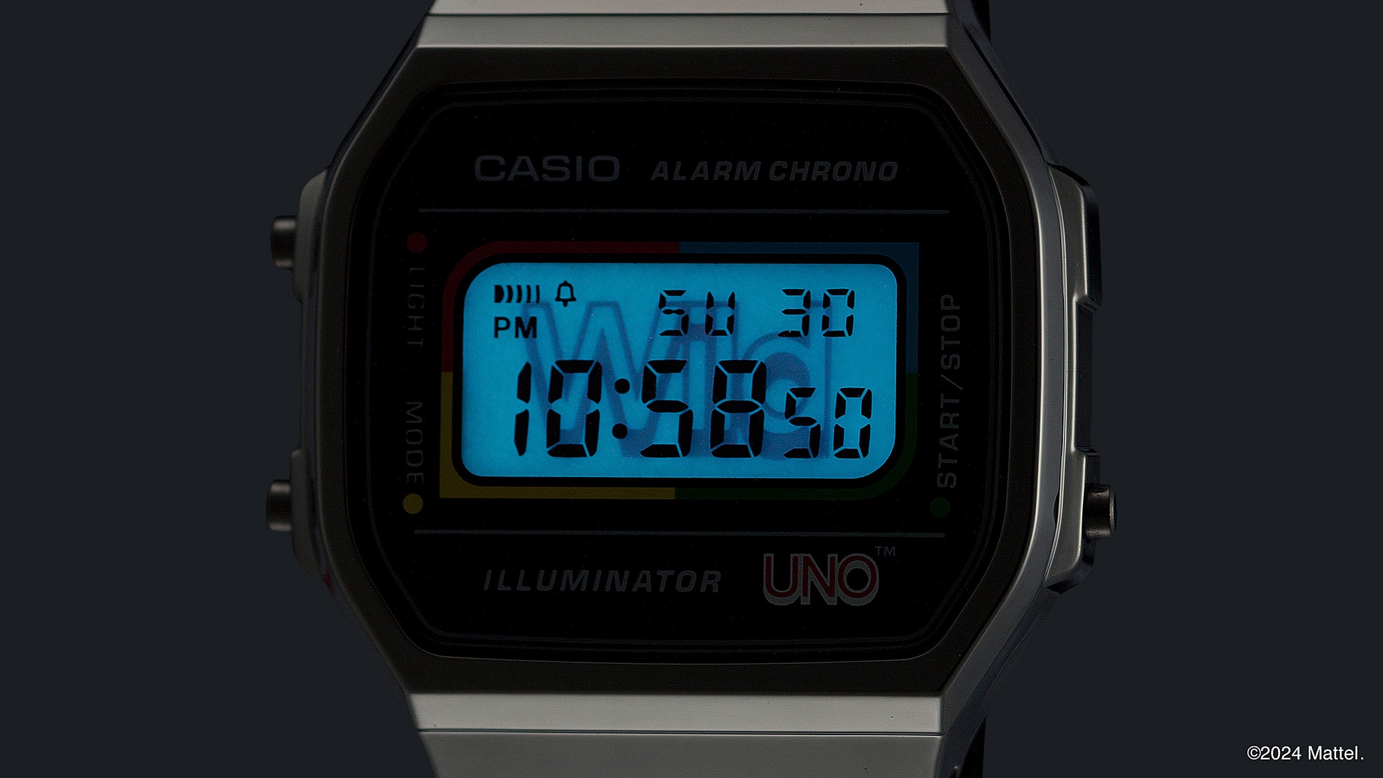 La pantalla del Casio Vintage A168WEUC-1A en la oscuridad con la retroiluminación activada