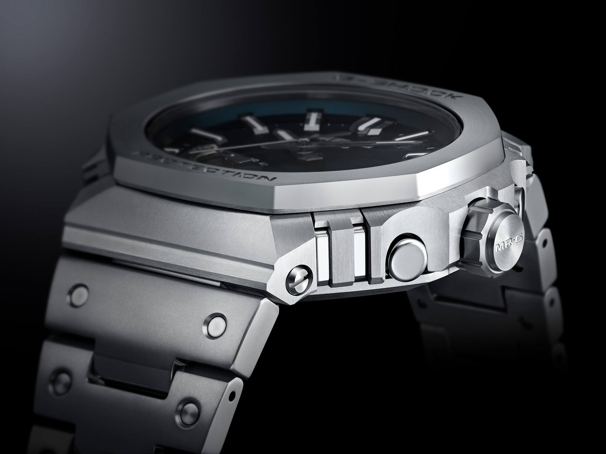 Detalle del lateral de la carcasa con los botones de control