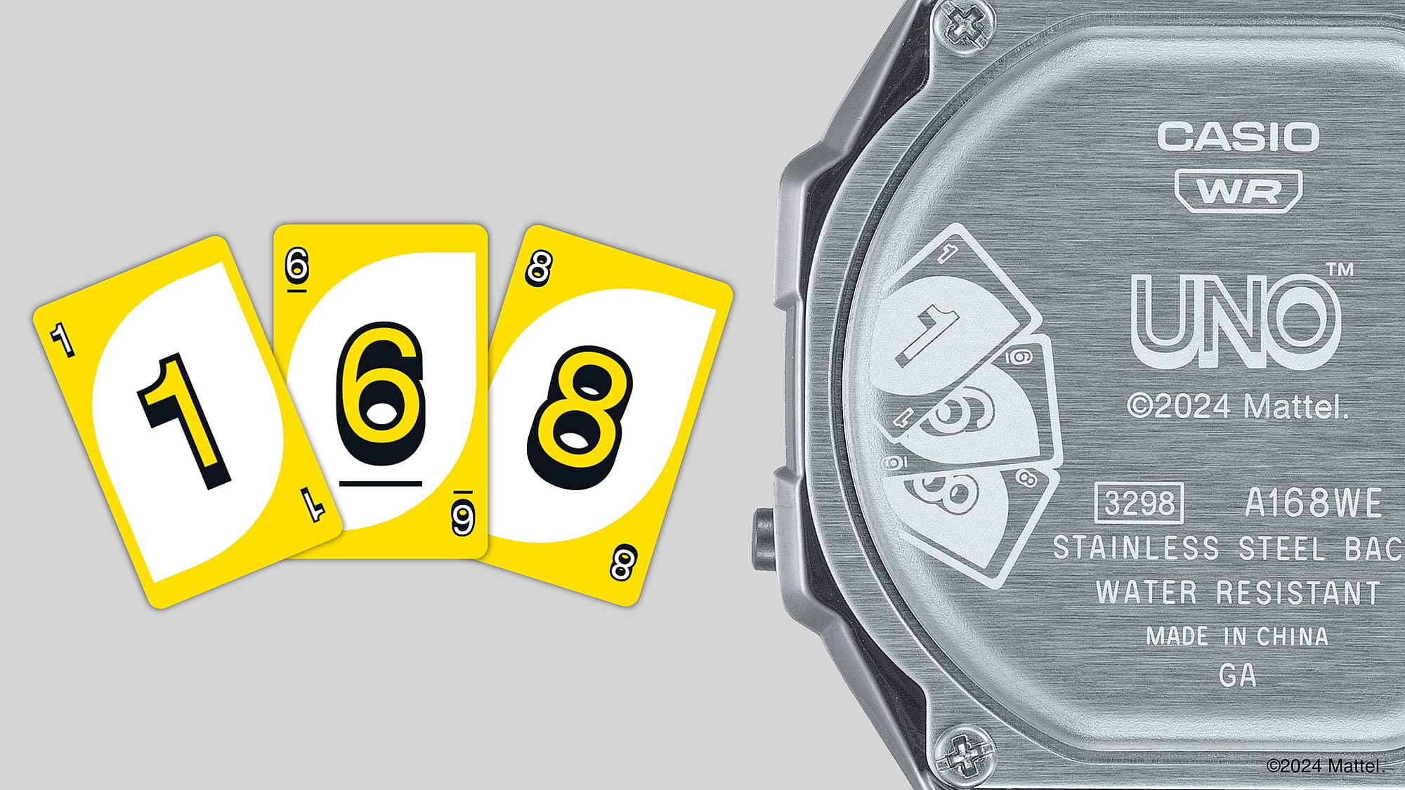 Engraving on the back of the case with Uno lettering and Uno cards