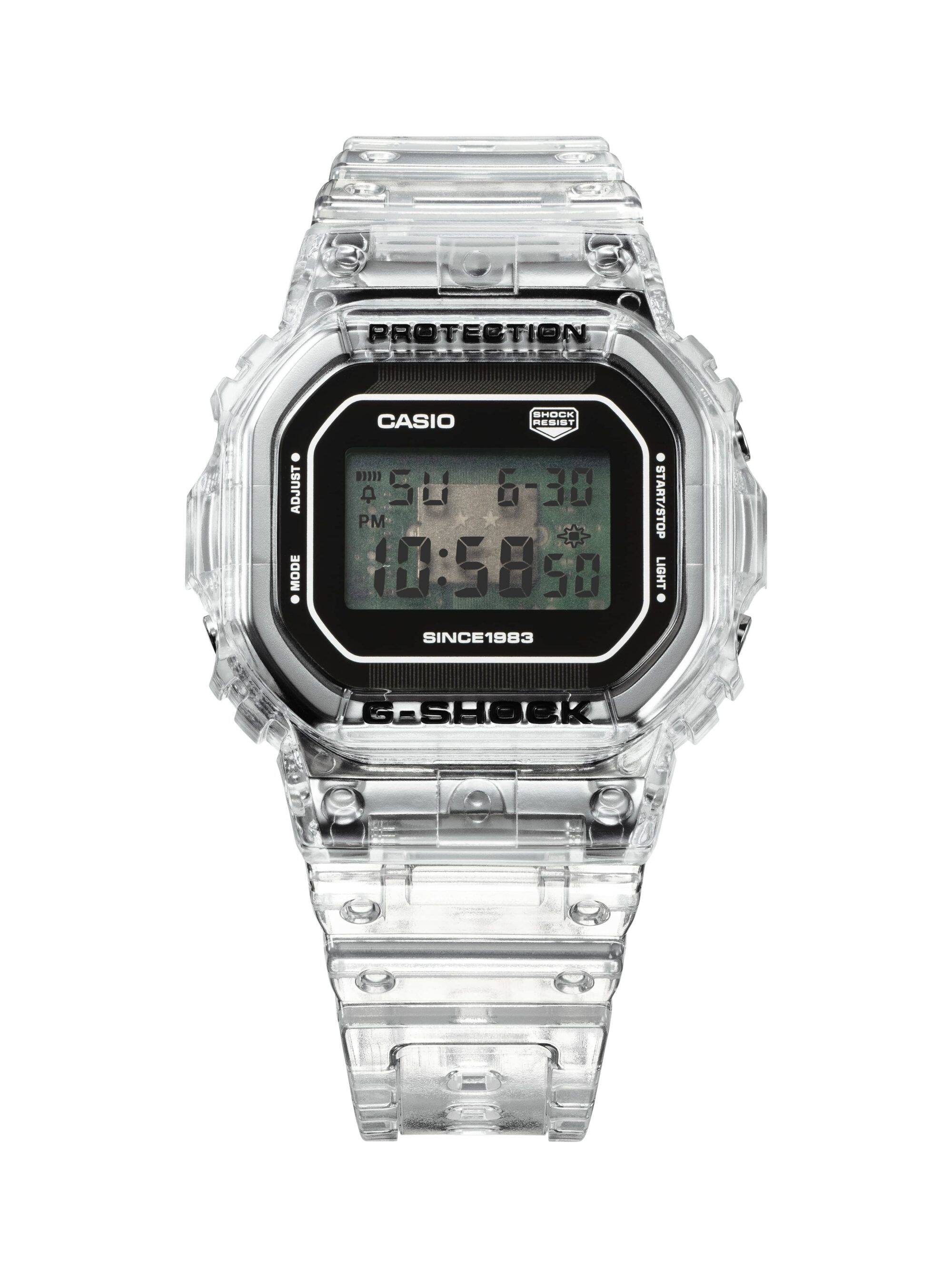 La montre G-SHOCK DW-5040RX avec bracelet transparent et affichage numérique rectangulaire