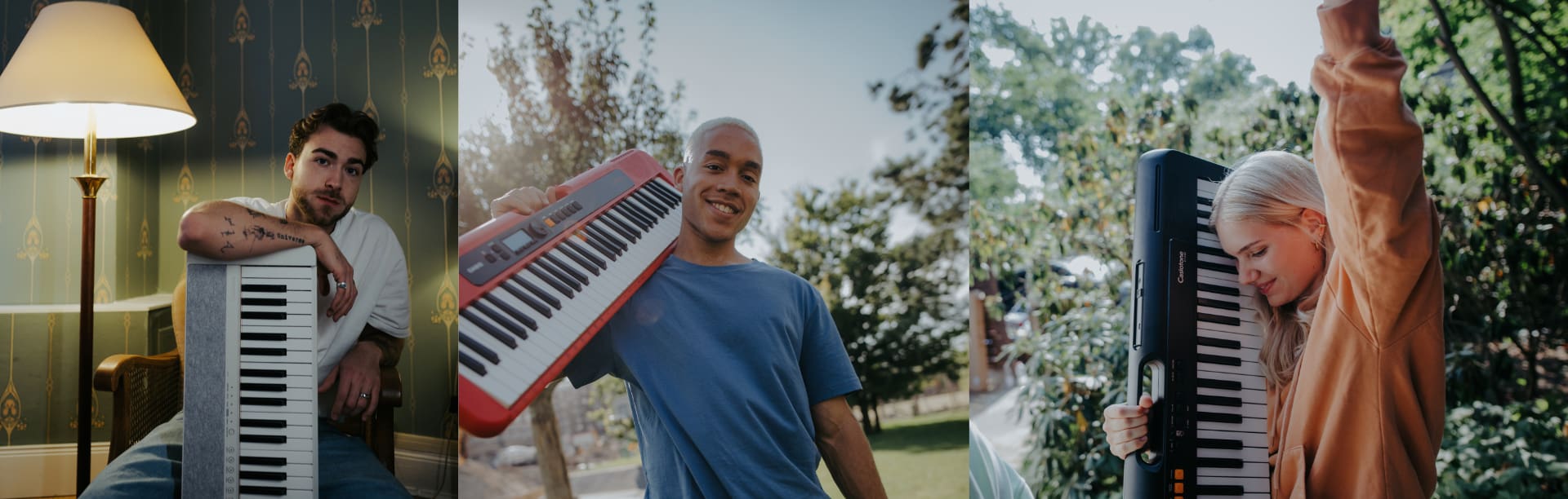 Collage de trois personnes portant leur clavier Casiotone dans différentes situations de la vie quotidienne.