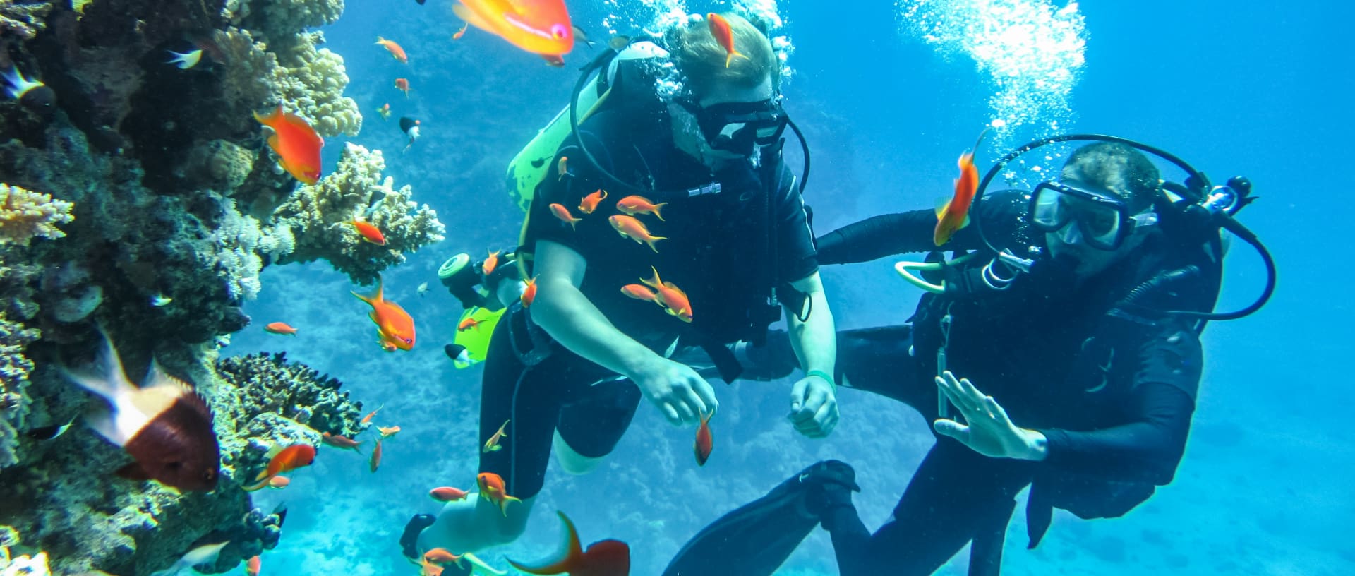 Montre de plongée pour la plongée sous-marine