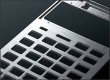 L'involucro esterno della calcolatrice premium in alluminio