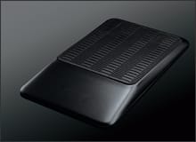 Un singolo pulsante nero della calcolatrice Premium con impugnatura supplementare