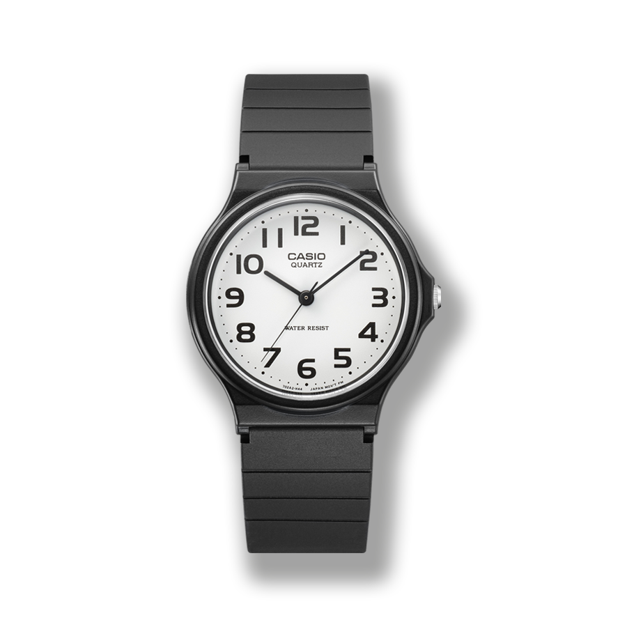 L'orologio da polso MQ-24 nero con quadrante analogico bianco.