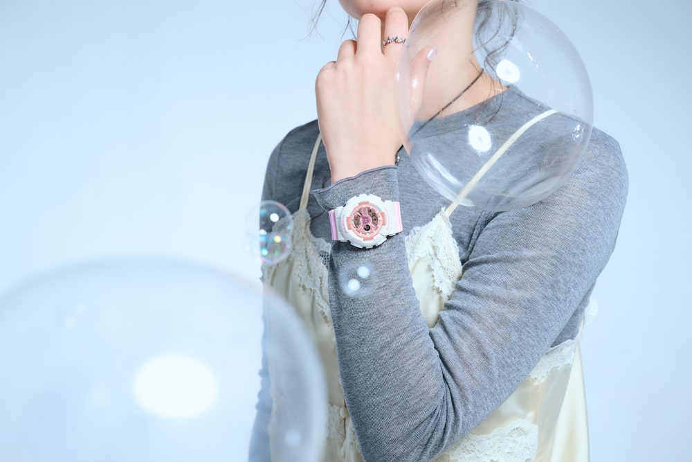 BA-110PD-4A 女性のバストアップの着用写真