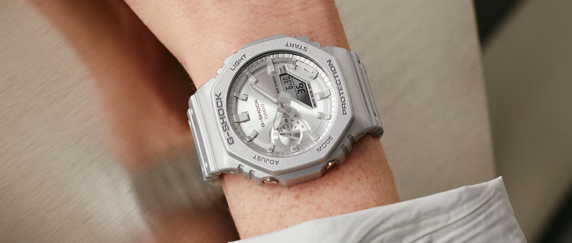 メンズシルバー時計を徹底解説:カシオの人気モデルを一挙紹介