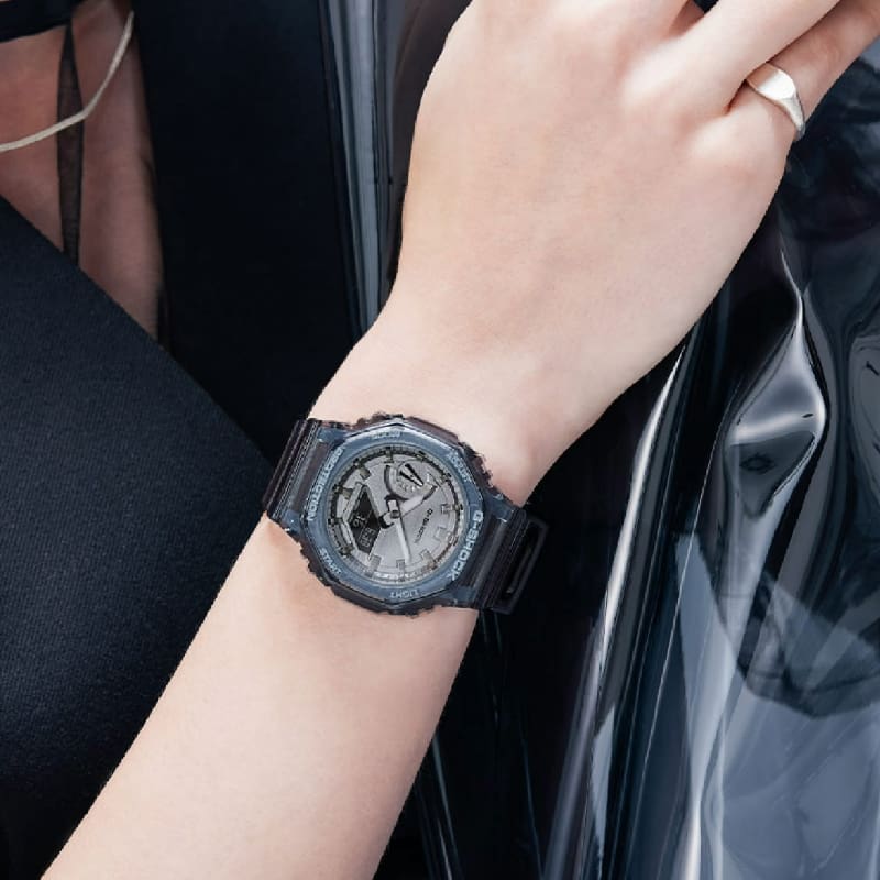 カジュアルスタイルに合わせるG-SHOCK