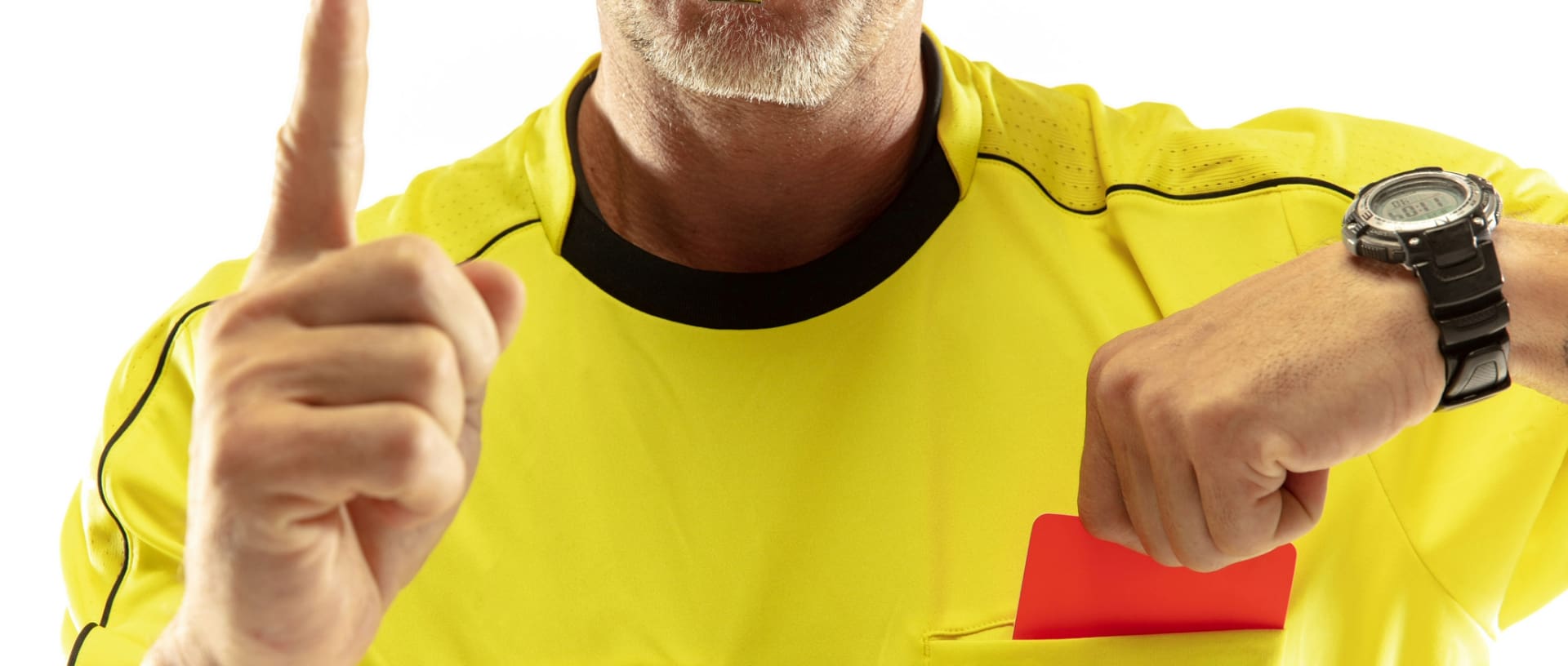 サッカー審判におすすめ!試合進行に欠かせない時計機能&厳選10選 | CASIO サッカー審判におすすめ!試合進行に欠かせない時計機能&厳選10選 | CASIO