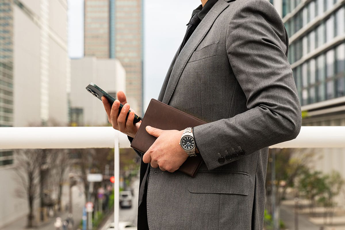 OCEANUS Spring Style Selection 春の装いに華を添えるManta 3針モデル