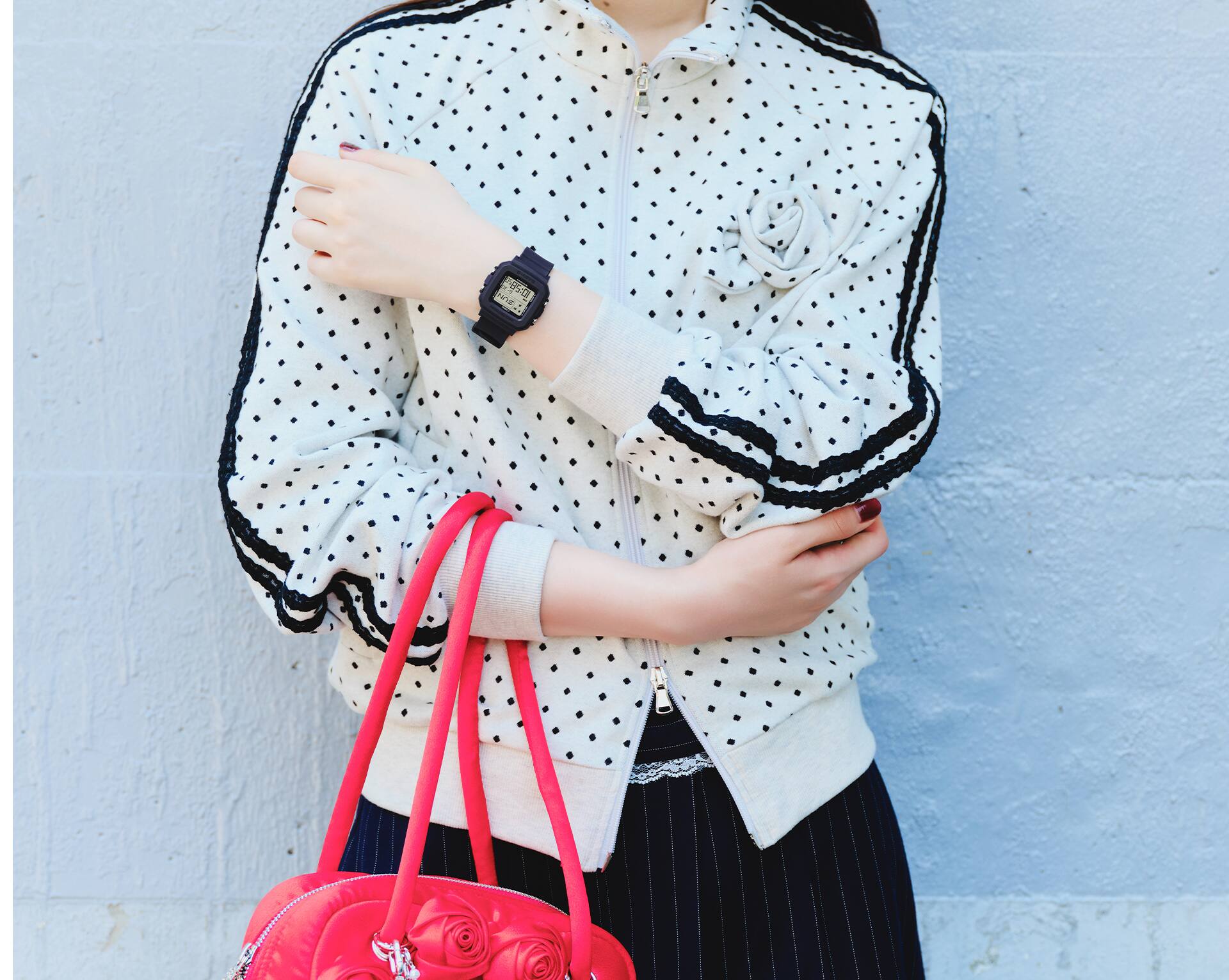 Woman posing wearing BGD-10KH-2B.