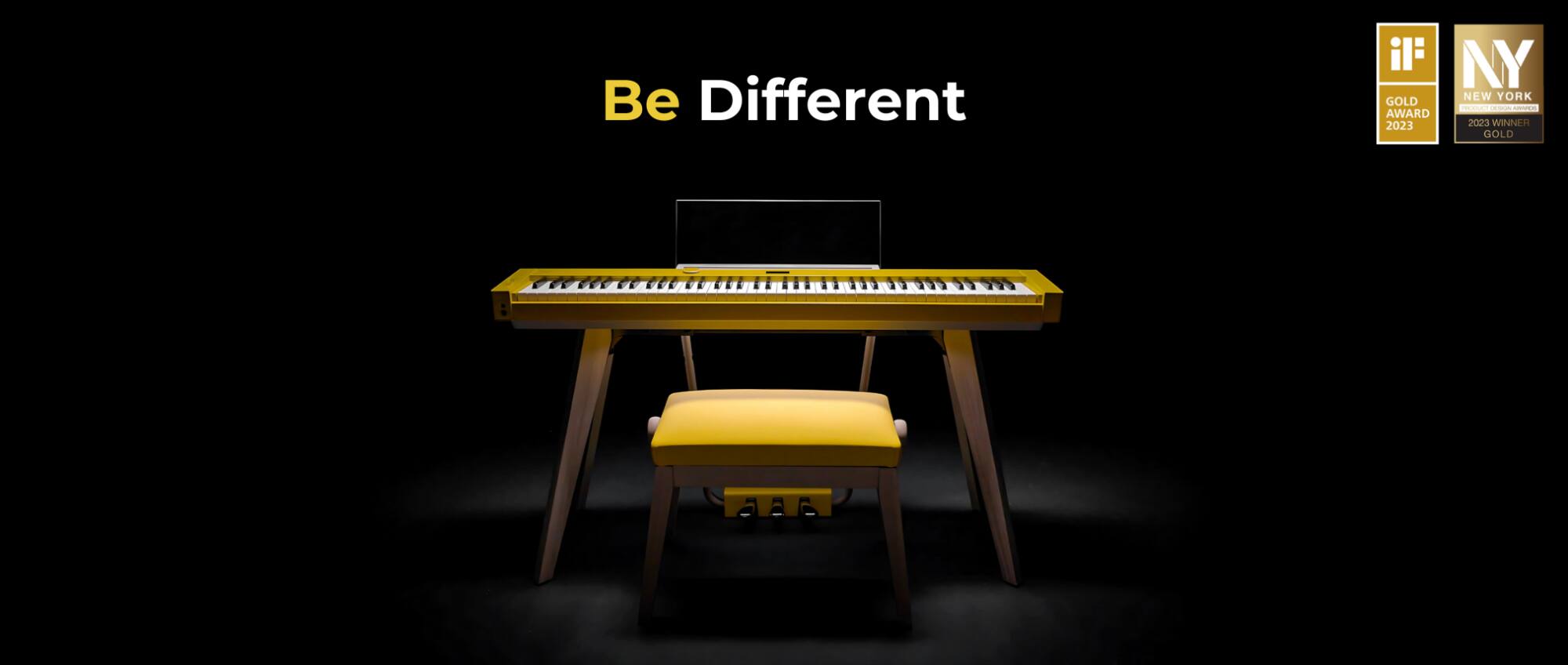 De PX-S7000HM digitale piano met een gele pianokruk ervoor. De tekst maakt het plaatje af: Be different. De afbeelding linkt naar de productpagina.