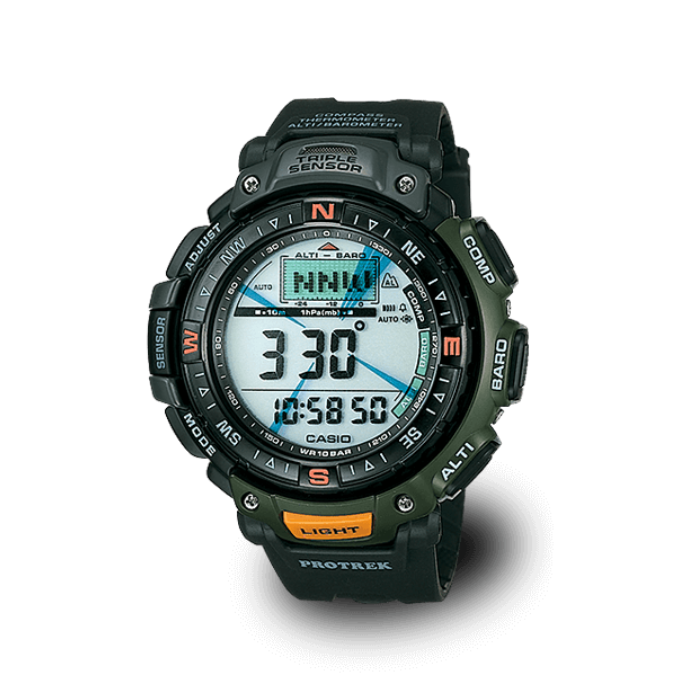 Het PRG-40 horloge in olijfgroen met groot, rond digitaal display, geïntegreerd kompas en groene stoffen band.