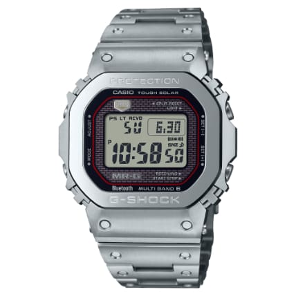 De zilveren MRG-B5000D-1 titanium horloge