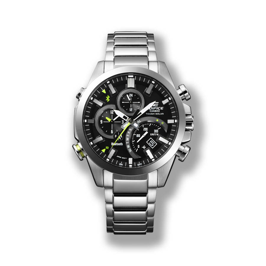 O cronógrafo EDIFICE «EQB-500» com bracelete articulada prateada e caixa redonda, bem como índices brancos e detalhes verdes e amarelos.