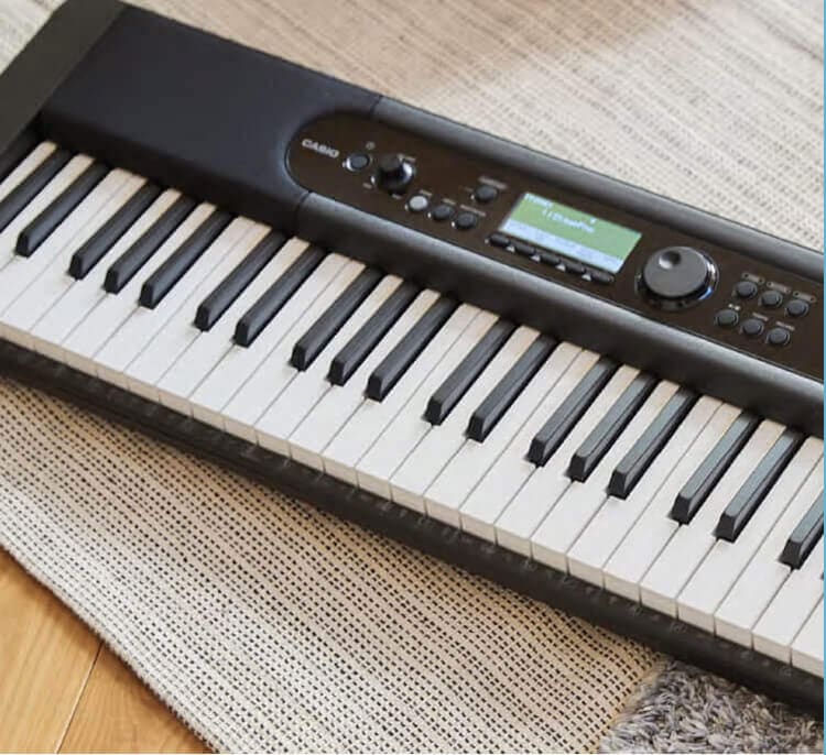 Black Casiotone LK-S400 keyboard