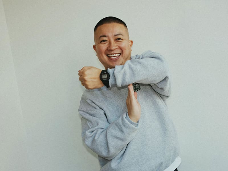 チョコプラ松尾と巡る、 “G-SHOCKと過ごした90年代と今”｜お笑い芸人