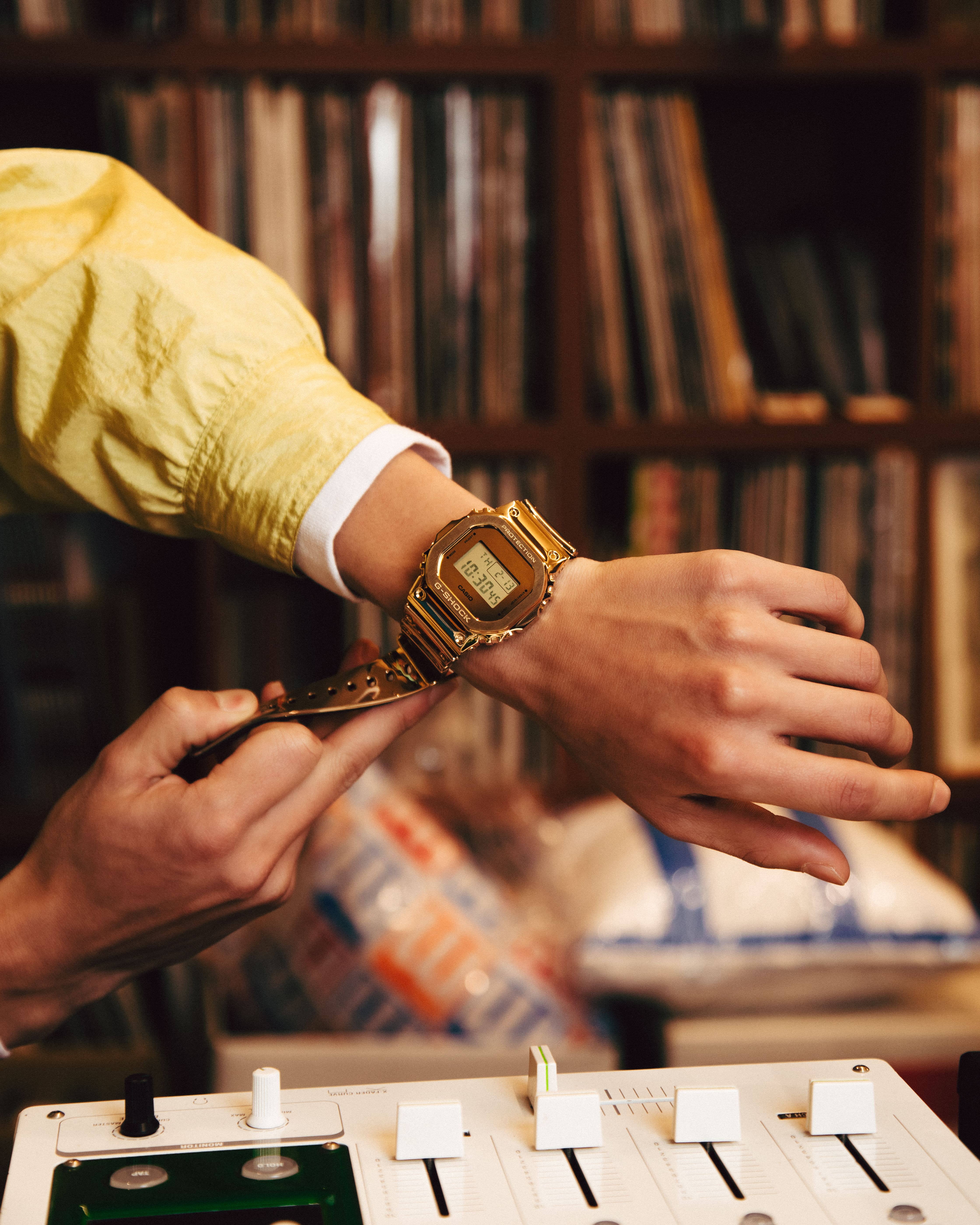 FINE METALLIC SERIES | G-SHOCK 腕時計