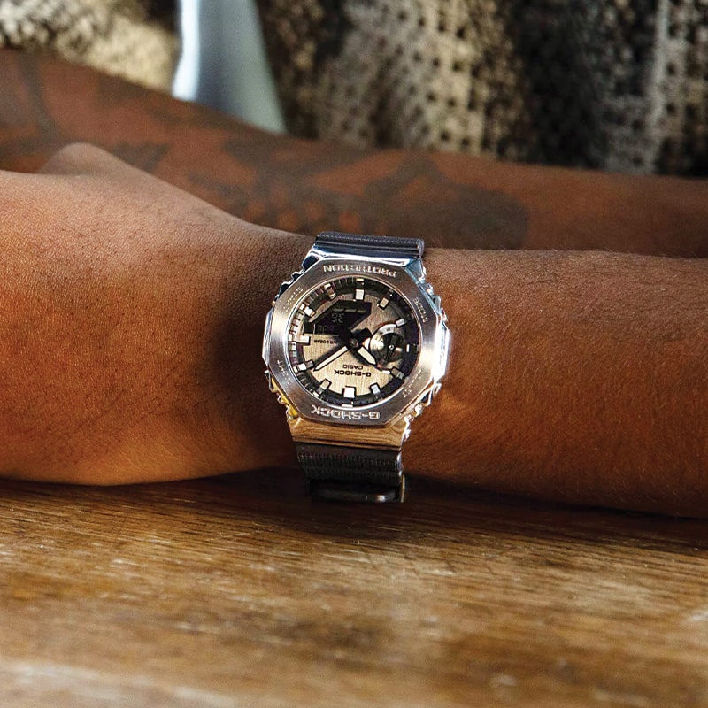 CASIO G-SHOCK GM-2100-1A 腕時計 GM2100-1A | Black/Silver Steel Metal Watch | Casio G-SHOCK