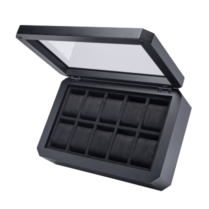 Aufgestellte Uhrenbox mit geöffnetem Deckel