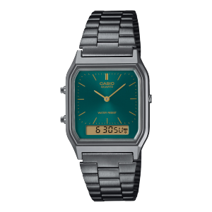 Die CASIO VINTAGE COLLECTION Armbanduhr AQ-230EGG-3A mit grauem Armband und dunkelgrünem Zifferblatt. Darauf sind goldfarbene Indizes zu sehen.