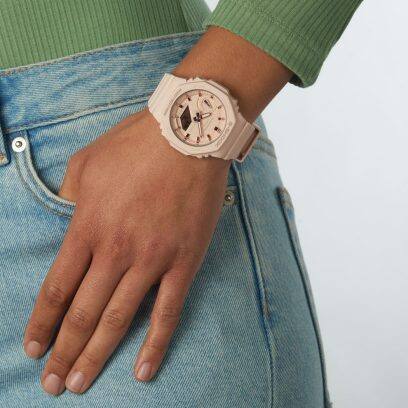 G-SHOCK ICONIC WOMEN GMA-S2100-4A