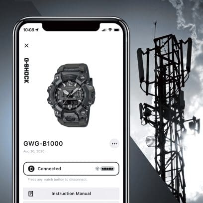 Die Armbanduhr GWG-B1000-1A3 ist auf einem Smartphonebildschirm zu sehen und daneben steht ein Funkturm