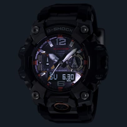 Die MASTER OF G MUDMASTER GWG-B1000EC-1A im Dunkeln mit erleuchtetem Display
