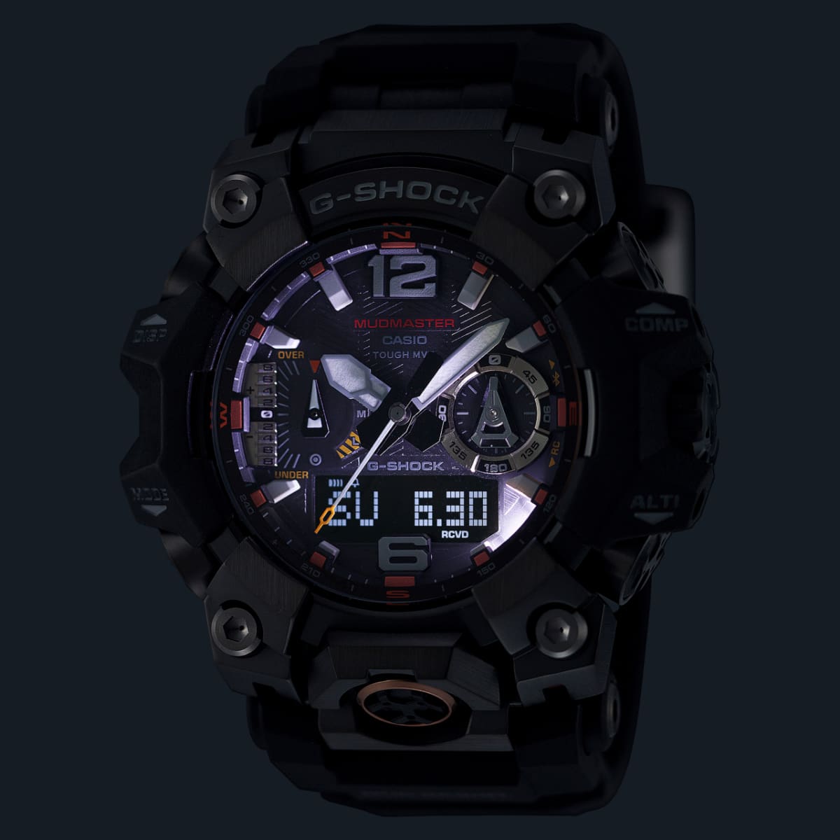 Die MASTER OF G MUDMASTER GWG-B1000EC-1A im Dunkeln mit erleuchtetem Display
