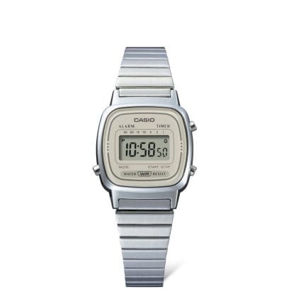 Gehäuse und Armband der CASIO VINTAGE COLLECTION Armbanduhr LA670WEA-8A direkt von vorn.