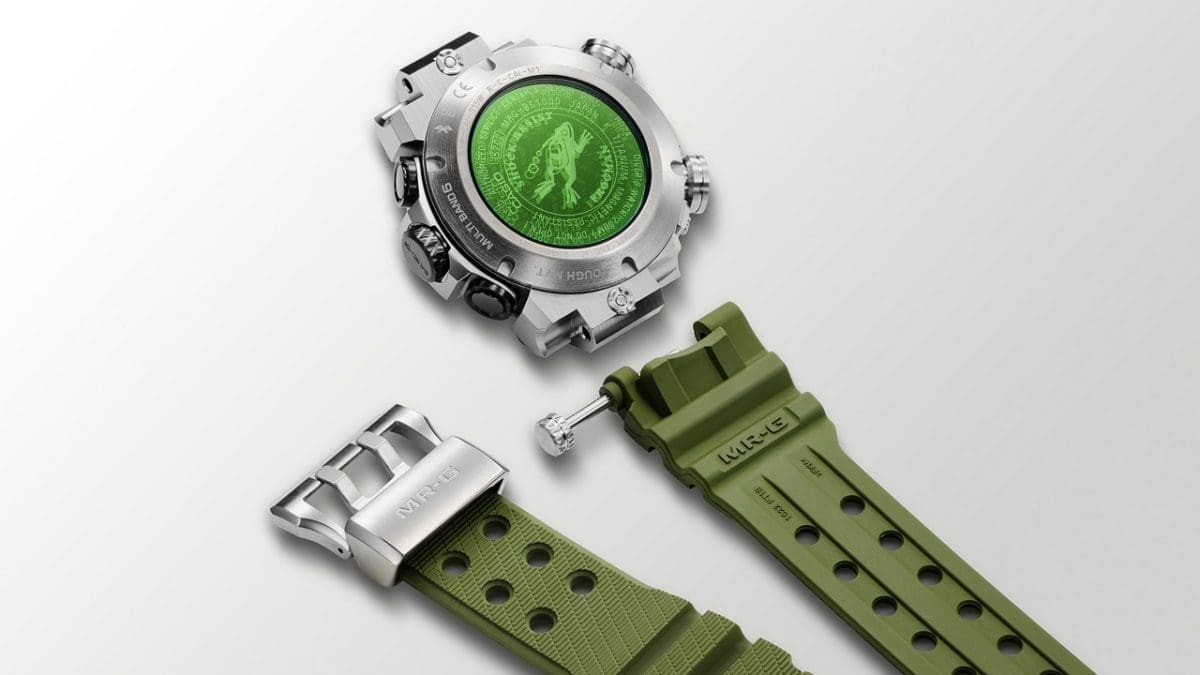 Gehäuse der MRG-BF1000RG-3ADR getrennt von dem grünen Armband mit silberner Schließe