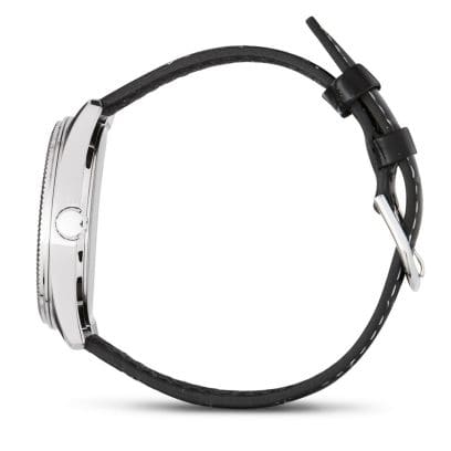 Die seitliche Ansicht der CASIO TIMELESS COLLECTION Armbanduhr MTP-1302PL-7BV zeigt das schlanke Gehäuse im Profil von rechts.