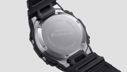 DW-5000R-1A Beautifully mirror-polished case back