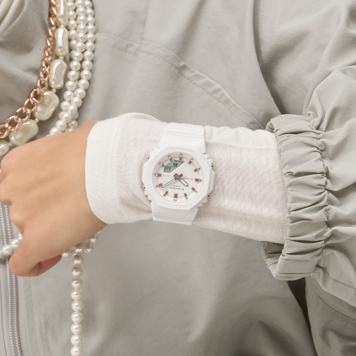 GMA-P2100M-7A | G-SHOCK ANALOG-DIGITAL White | CASIO CANADA