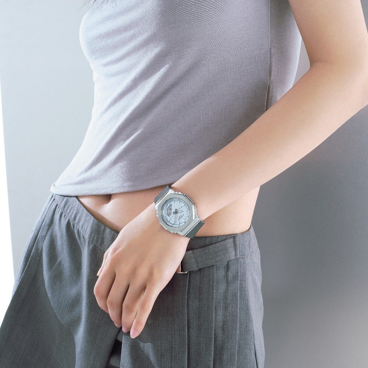 GM-S2110-2A Slim, compact, and easy to wear