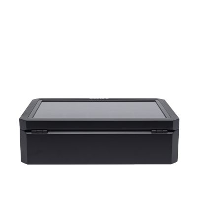 Rückansicht der zugeklappten Uhrenbox