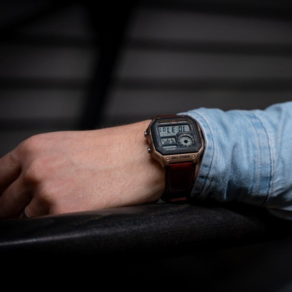 AE-1200WHL-5AV