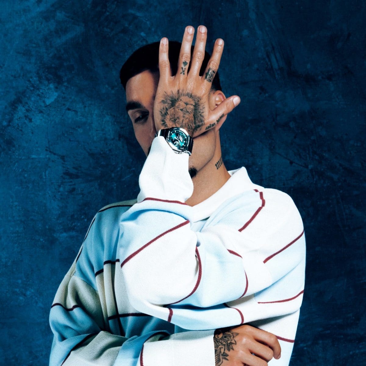 El GM-2110D-3A1ER en la muñeca de Rels B.