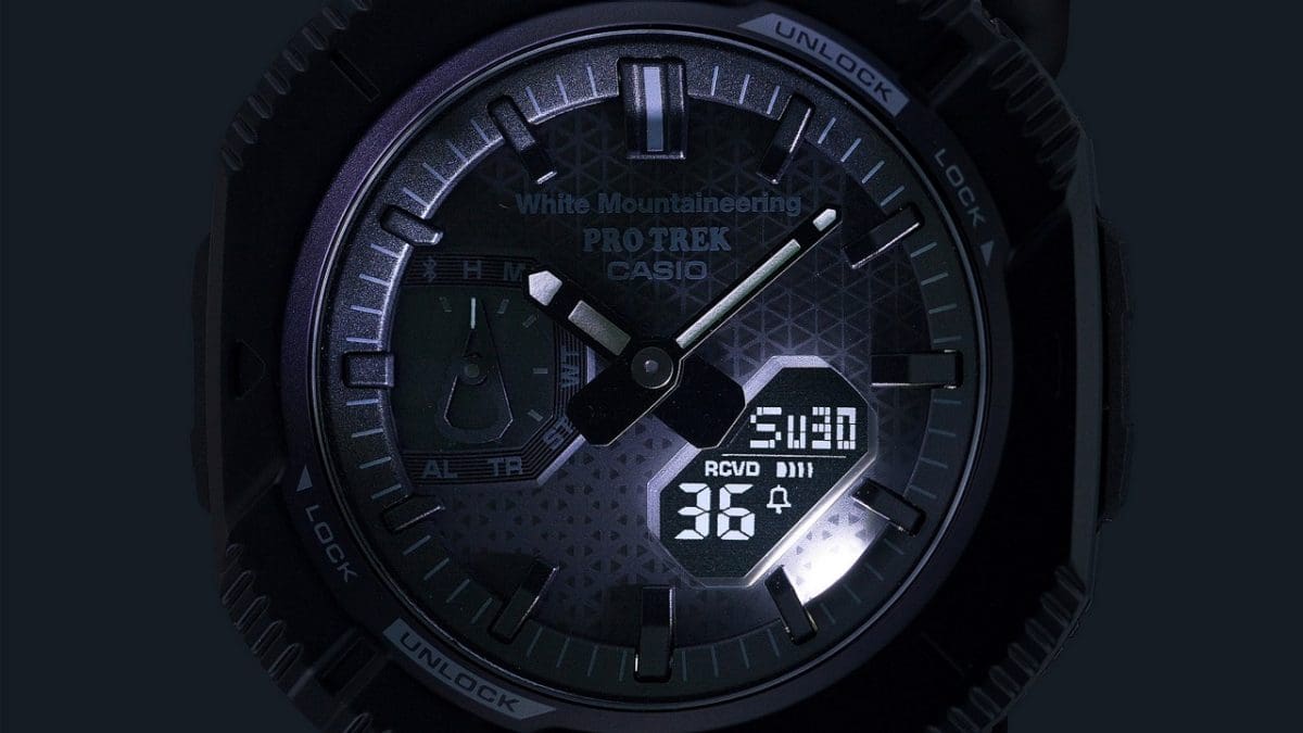 Iluminación LED en el reloj de pulsera PRJ-B001WM-1