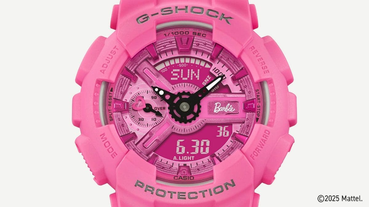 Dial of the GMA-S110BE-4AER. The Barbie™ logo can be seen at the 3 o'clock position.