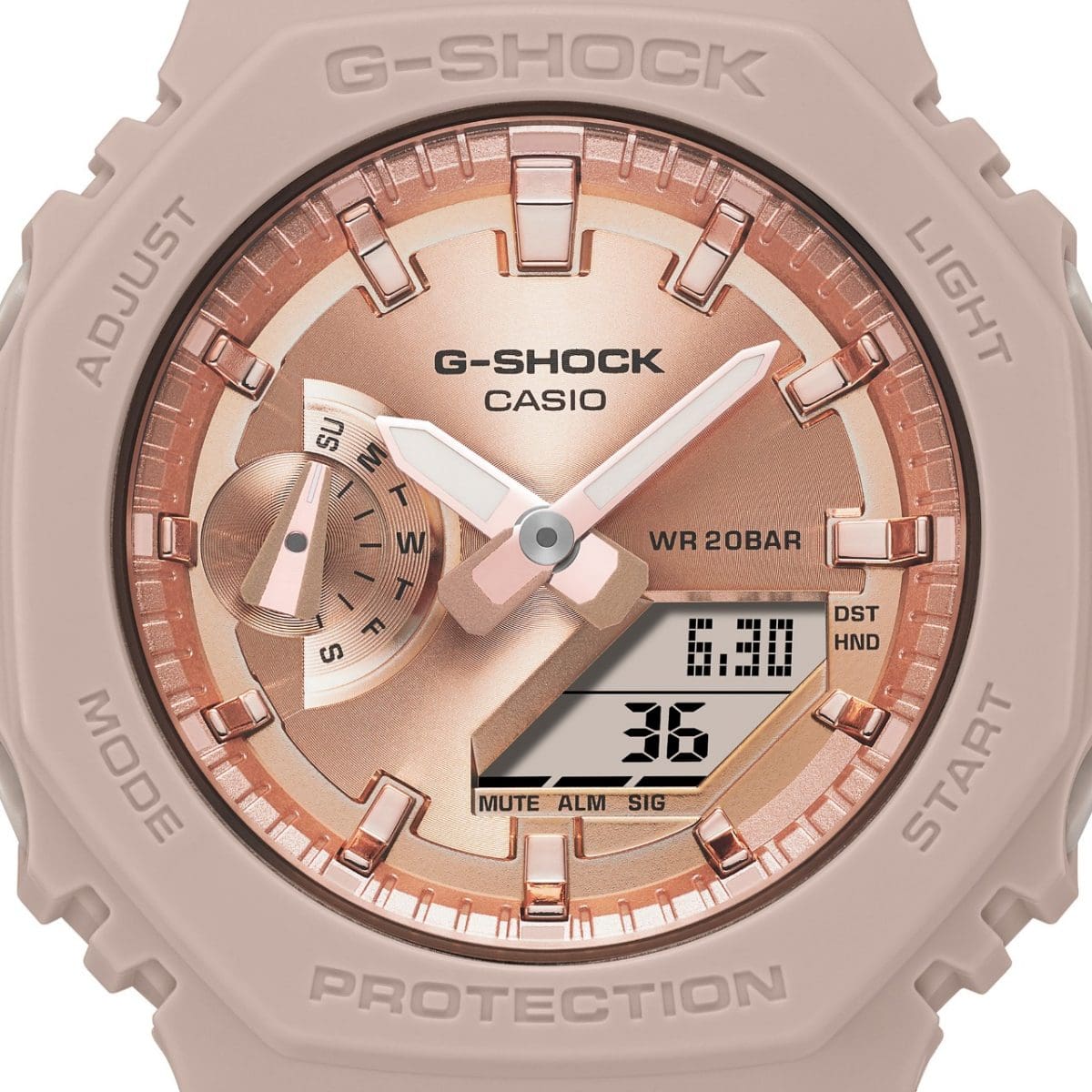 Close-up of the dial of the GMA-S2100MD-4A with analog hands and an additional digital display 