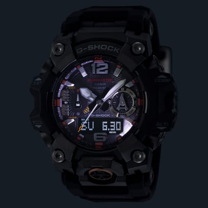 The MASTER OF G MUDMASTER GWG-B1000EC-1A in the dark with an illuminated display
