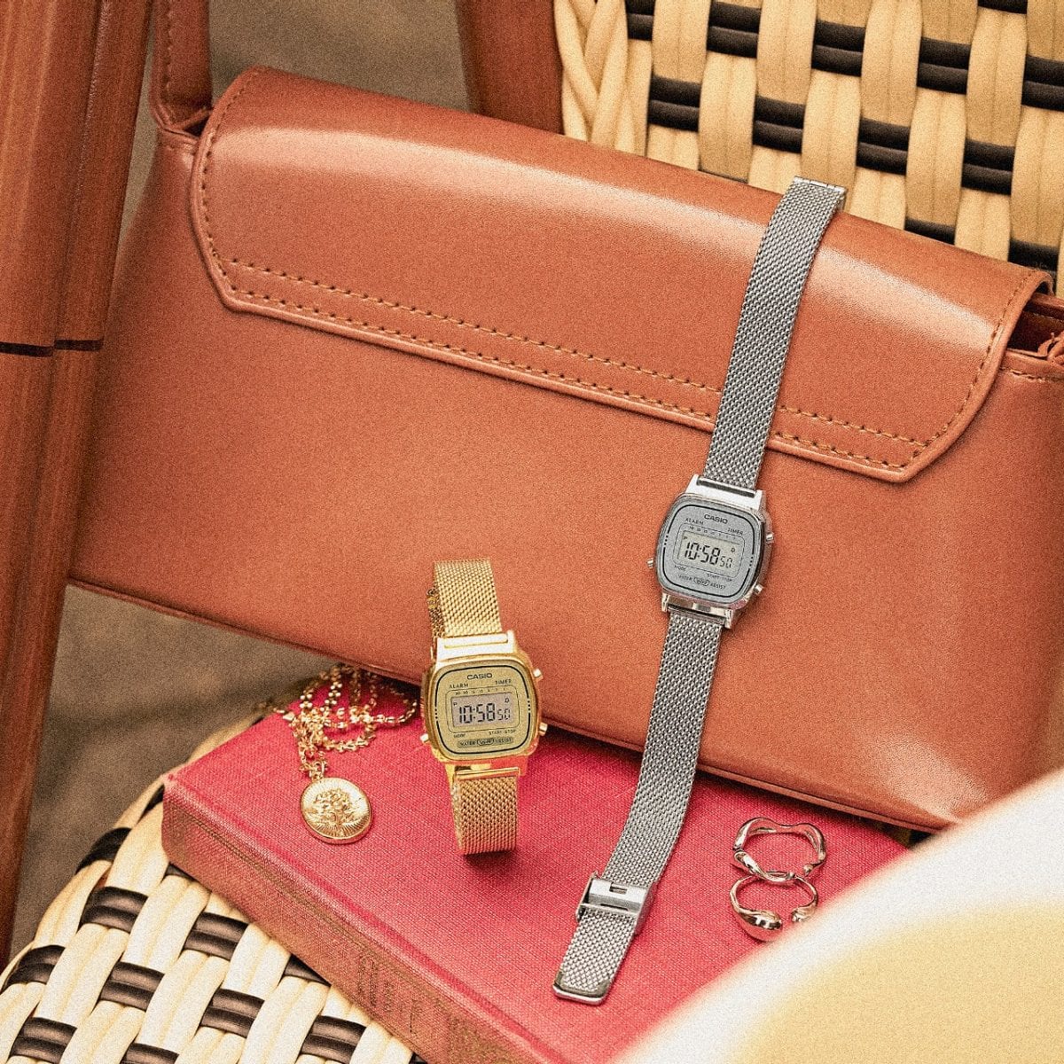 カシオレディース時計Casio Collection LA670WEMY-9EF Casio LA670WEMY-9EF Vintage 25mm Ladies watch cheap shopping