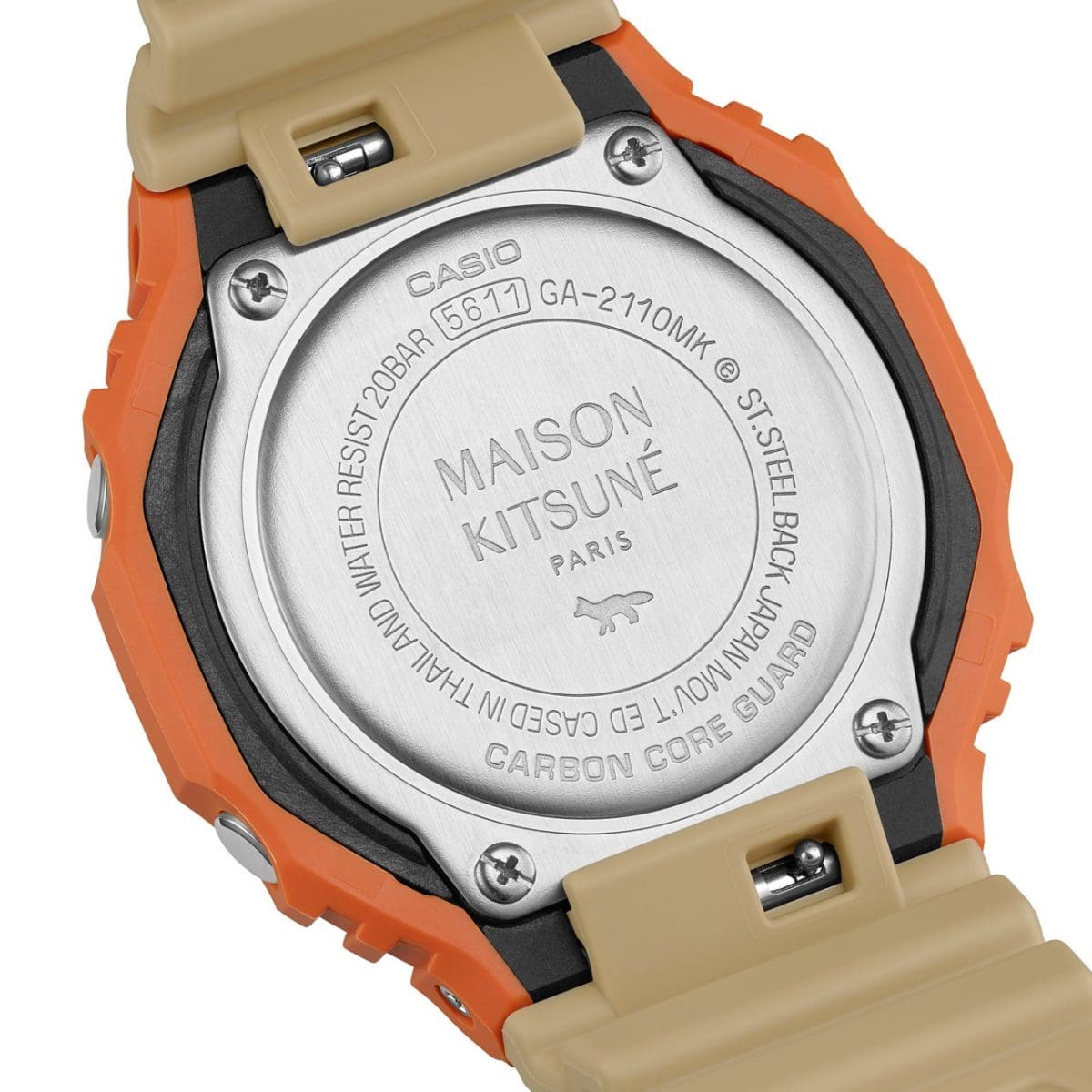 Verso du GA-2110MK-5AER avec logo Maison Kitsuné gravé