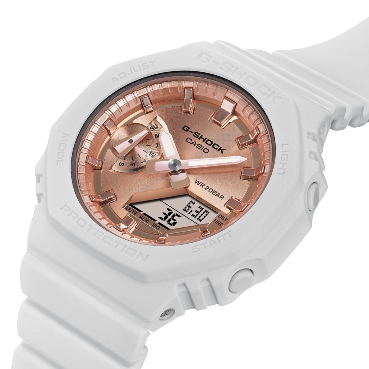 Gros plan sur le boîtier octogonal de la G-SHOCK GMA-S2100MD-7A