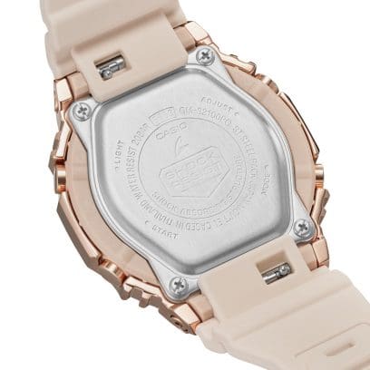 Gravure au dos du boîtier de la montre GM-S2100PG-4A